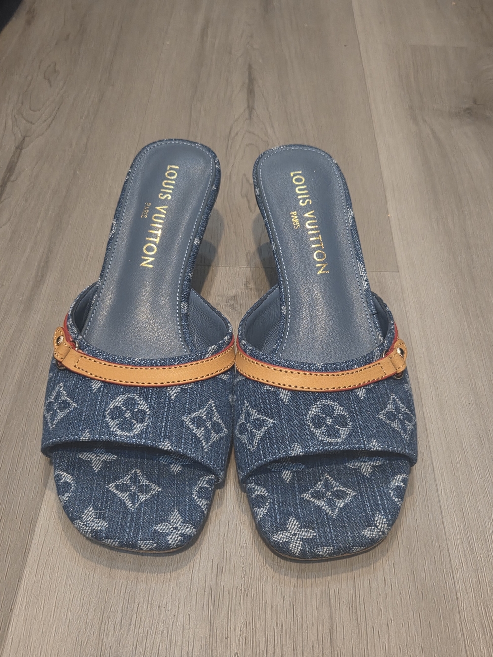 Authentic Louis Vuitton Denim 6am Mule